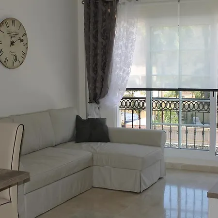 On Calle Los Falcones 59 * بالم مار